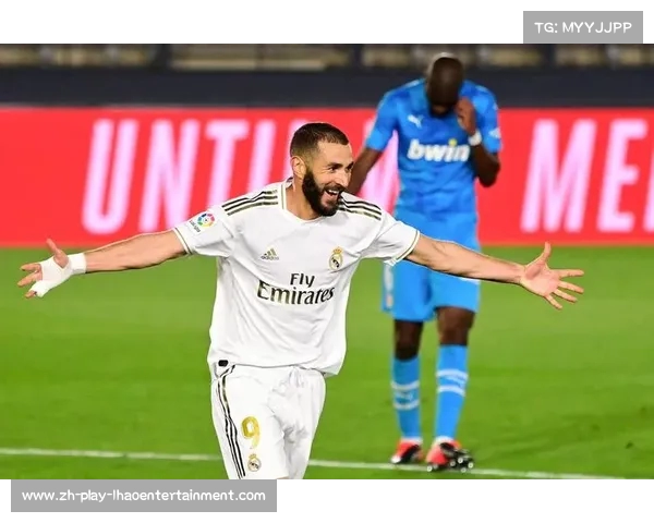 本泽马欲回欧洲需大幅减薪 曼联暂无接触消息 本泽马欲回欧洲需大幅减薪 曼联暂无接触消息